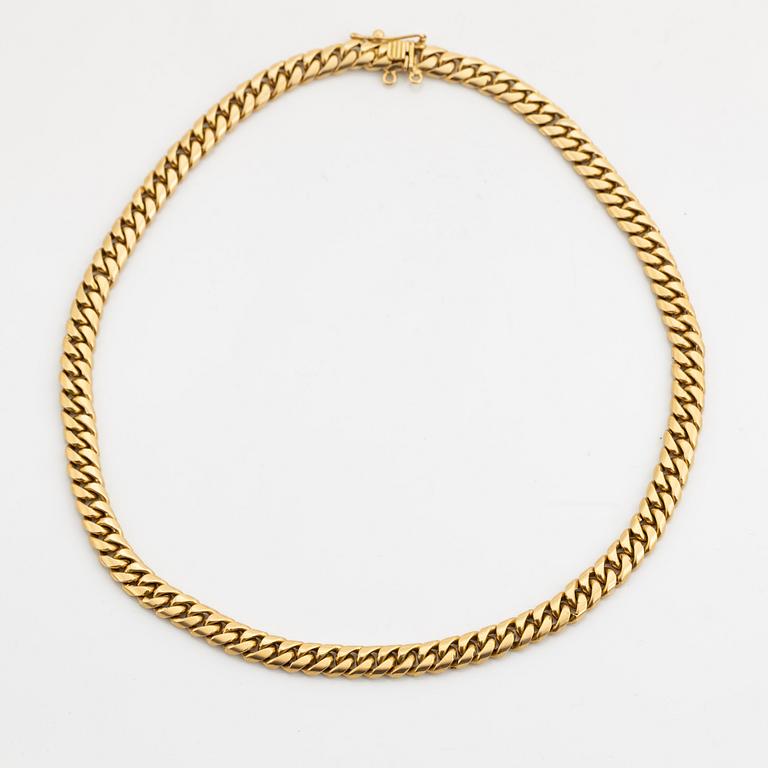 18K gold necklace.