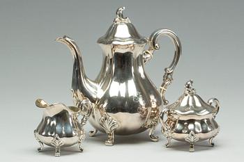 KAFFFESERVIS, 3 delar, silver, rokokostil. Vikt ca 800 g.