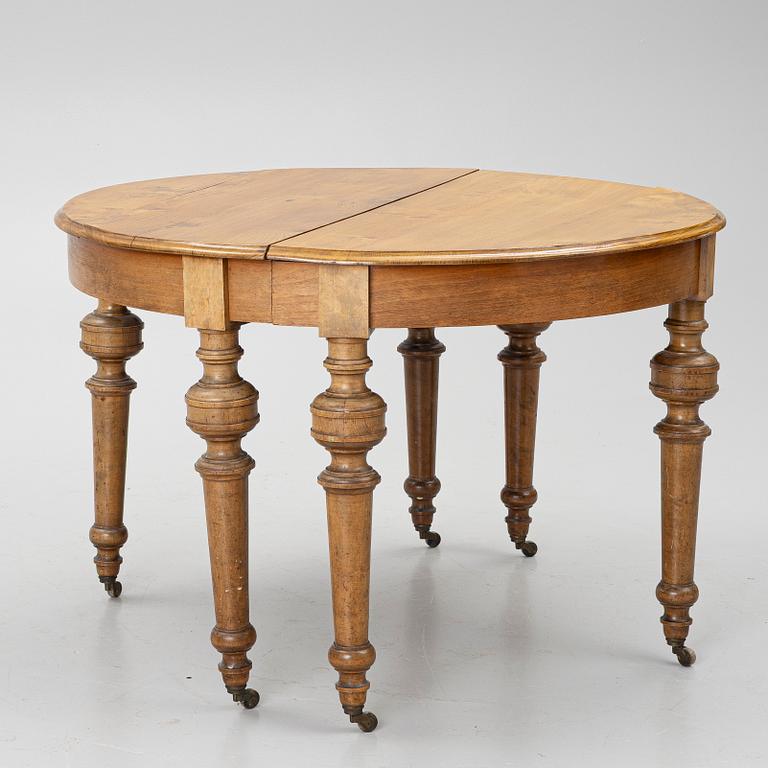 Dining table, late 19th century.