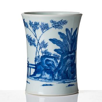 A blue and white brush pot, Republic, 20th Century.