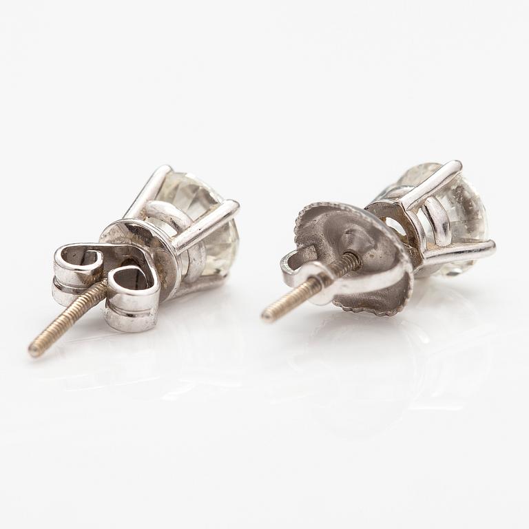 ÖRHÄNGEN, 18K vitguld, diamanter ca 1.20 ct tot.