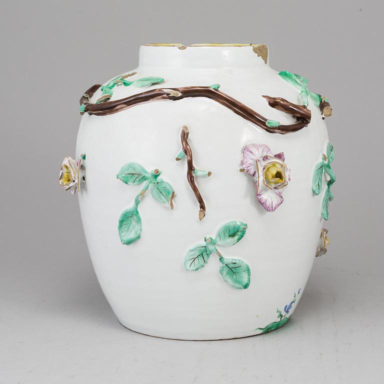 A Swedish Marieberg faience jar, 18th Century.