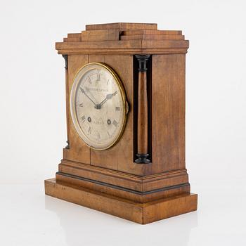 Table pendulum clock, marked Etienne Le Noir A Paris, early 19th century.