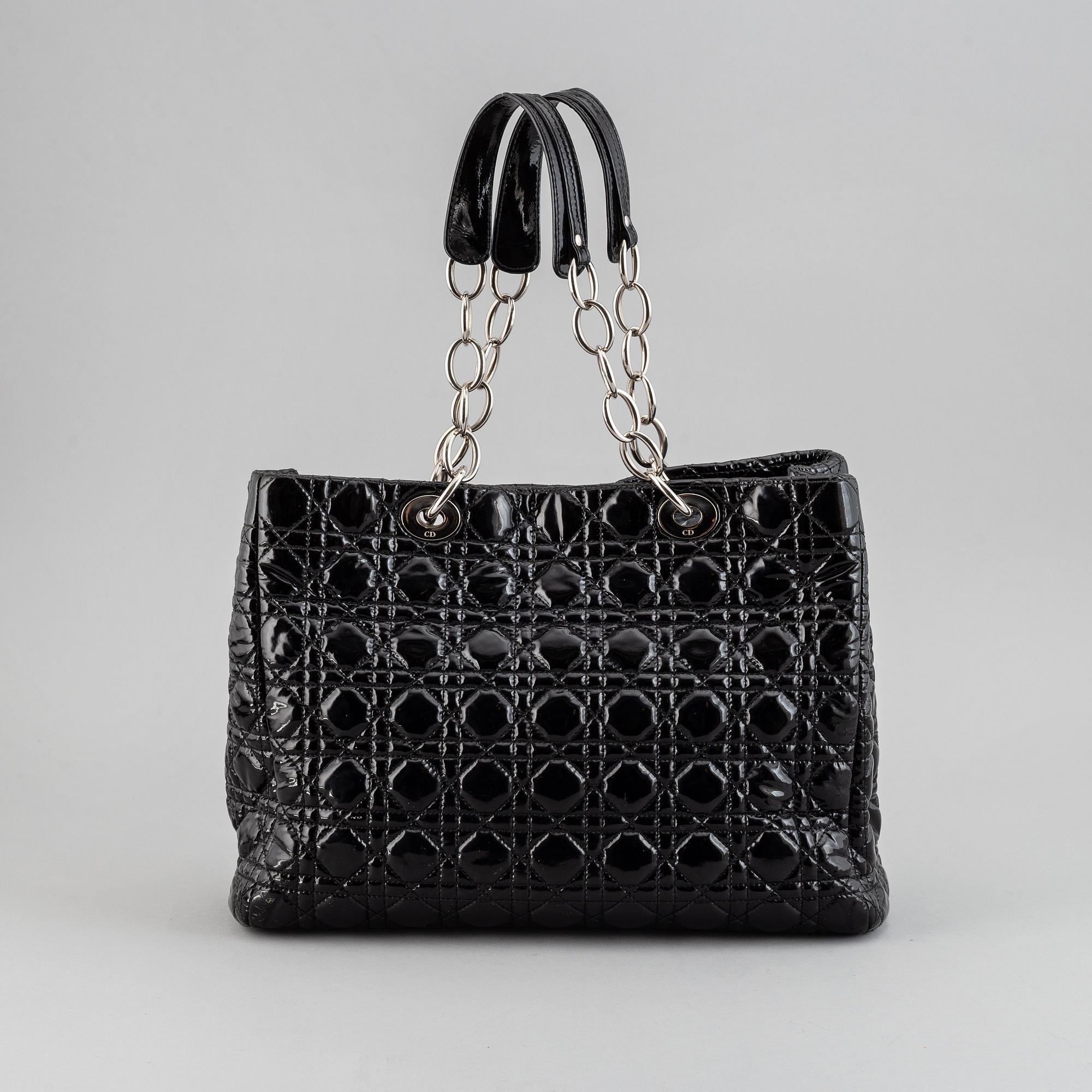 CHRISTIAN DIOR, a 'Lady Dior shopping bag'.