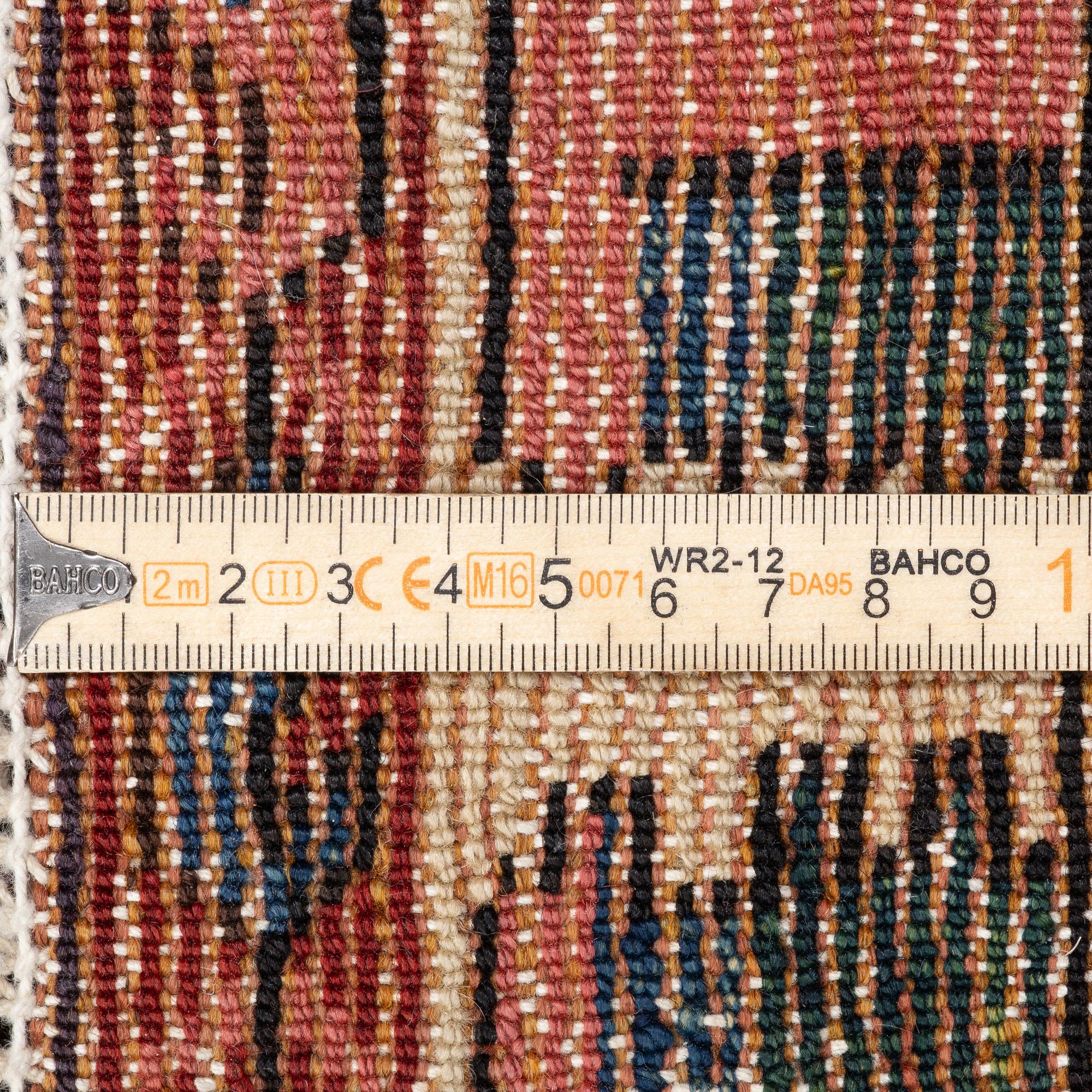 Rug, semi-antique, Chahar Mahal/Bakhtiari, approx. 290 x 204 cm.