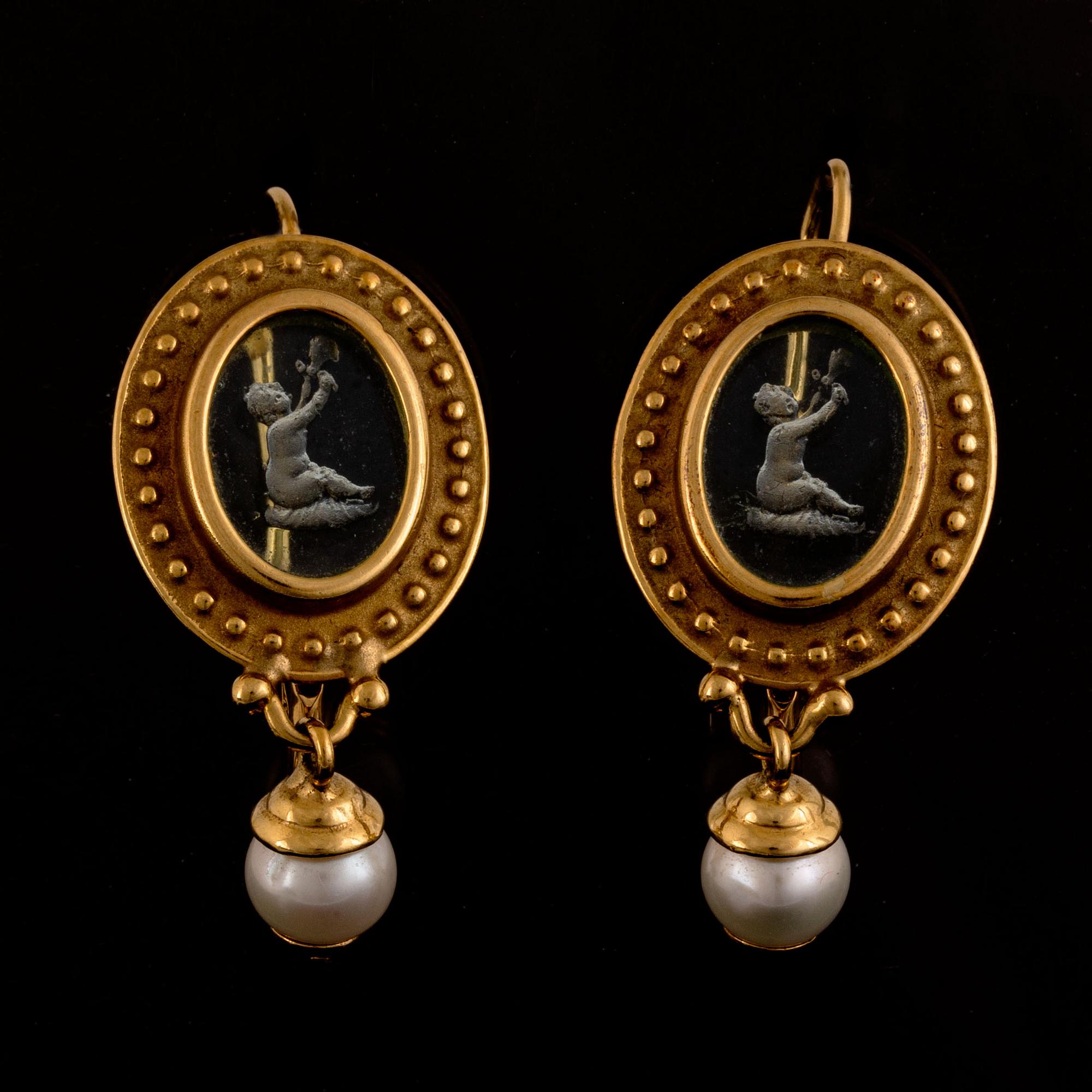 Tagliamonte earrings with intaglio and pearl.