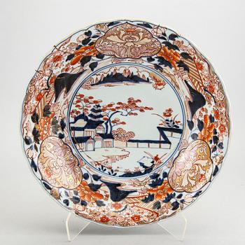 A Japanese 19th century Imari porcelain  plate and bowl.