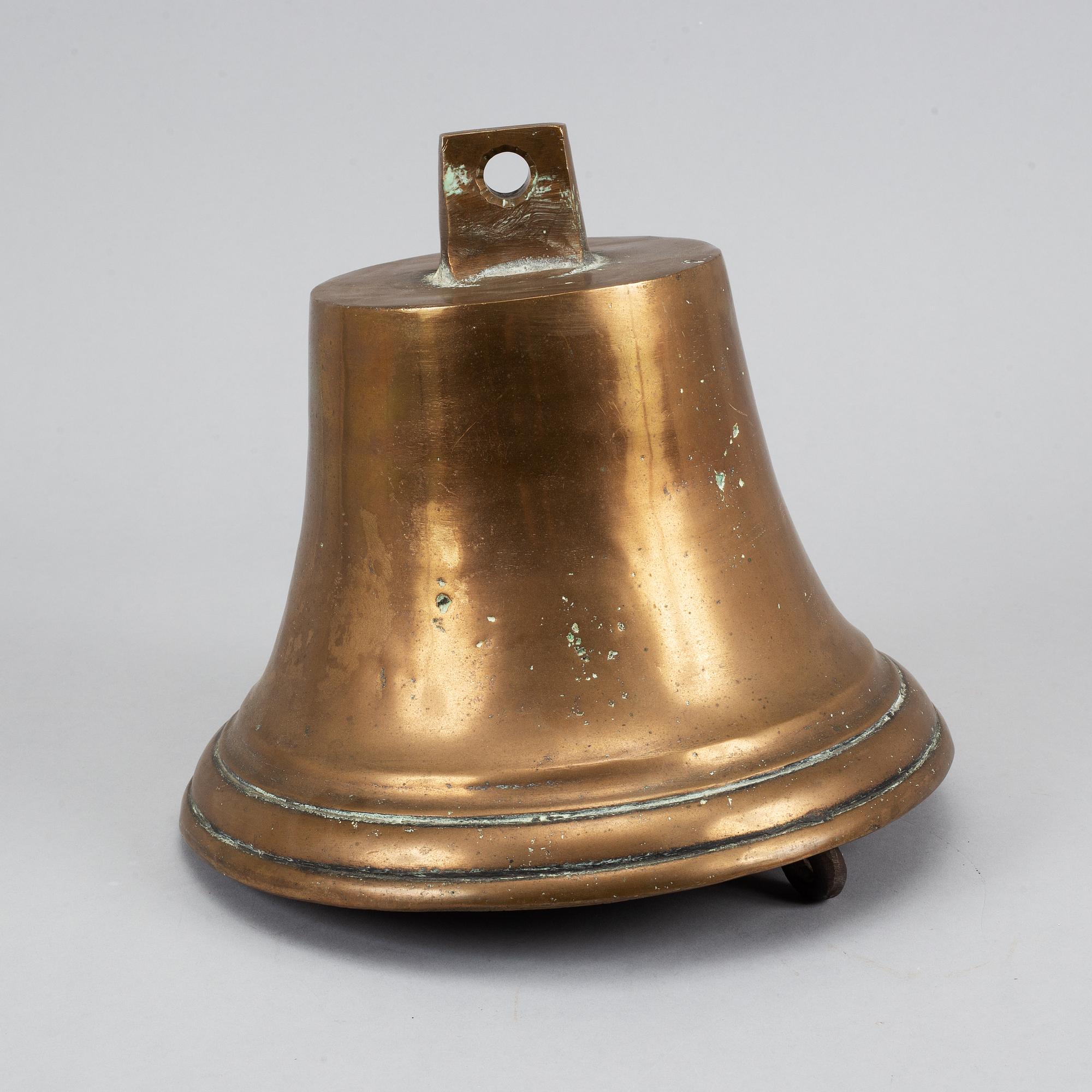 Skeppsklocka, 1900-tal.