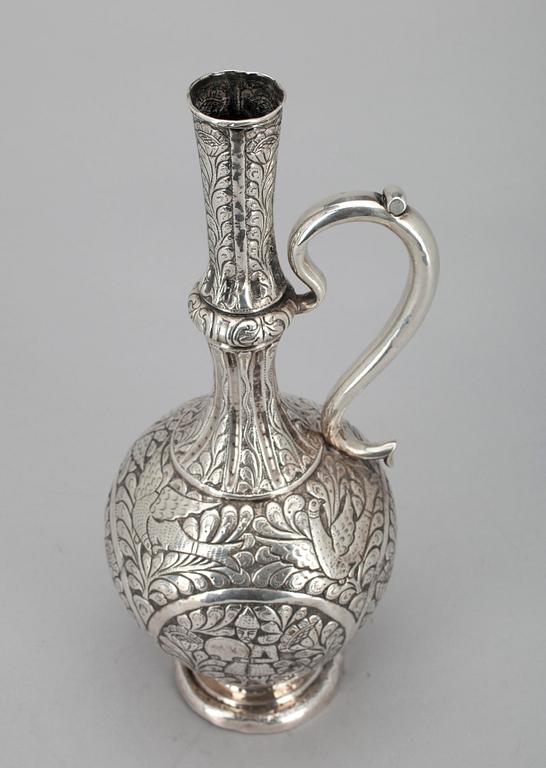 VINKANNA, 84 silver. Ryssland (Georgien) Tbilisi 1856. Kontrollmästare Egon Blomberg. Vikt ca 476 g.