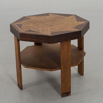 A MID 20TH CENTURY ART DECO STYLE TABLE.