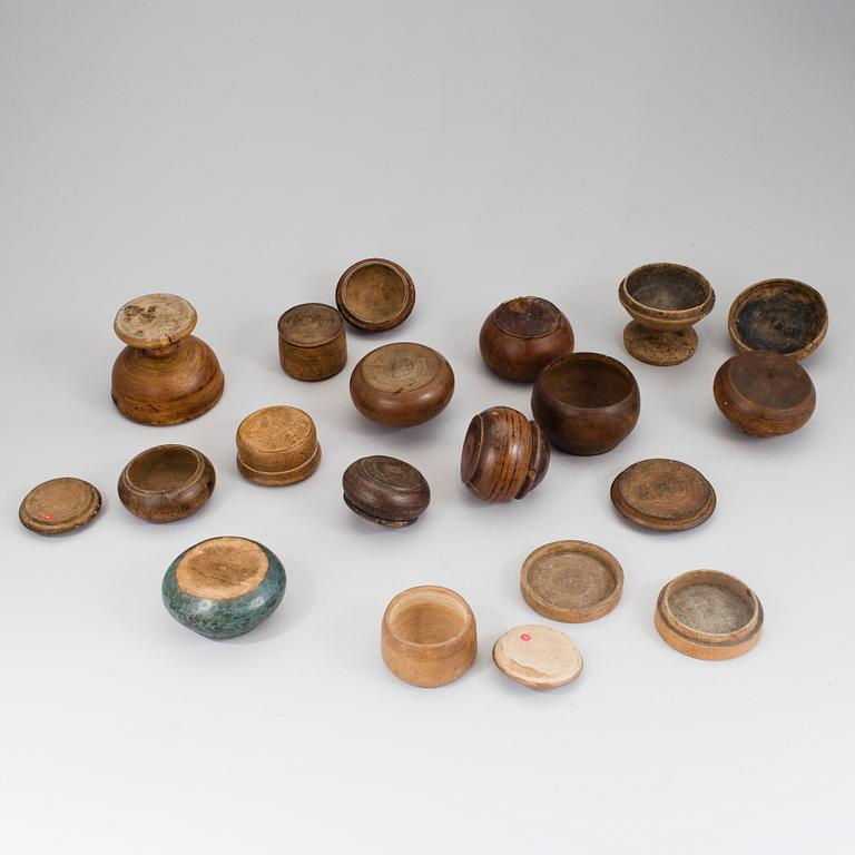 FOURTEN WOODEN BOXES, 18th/19th century.