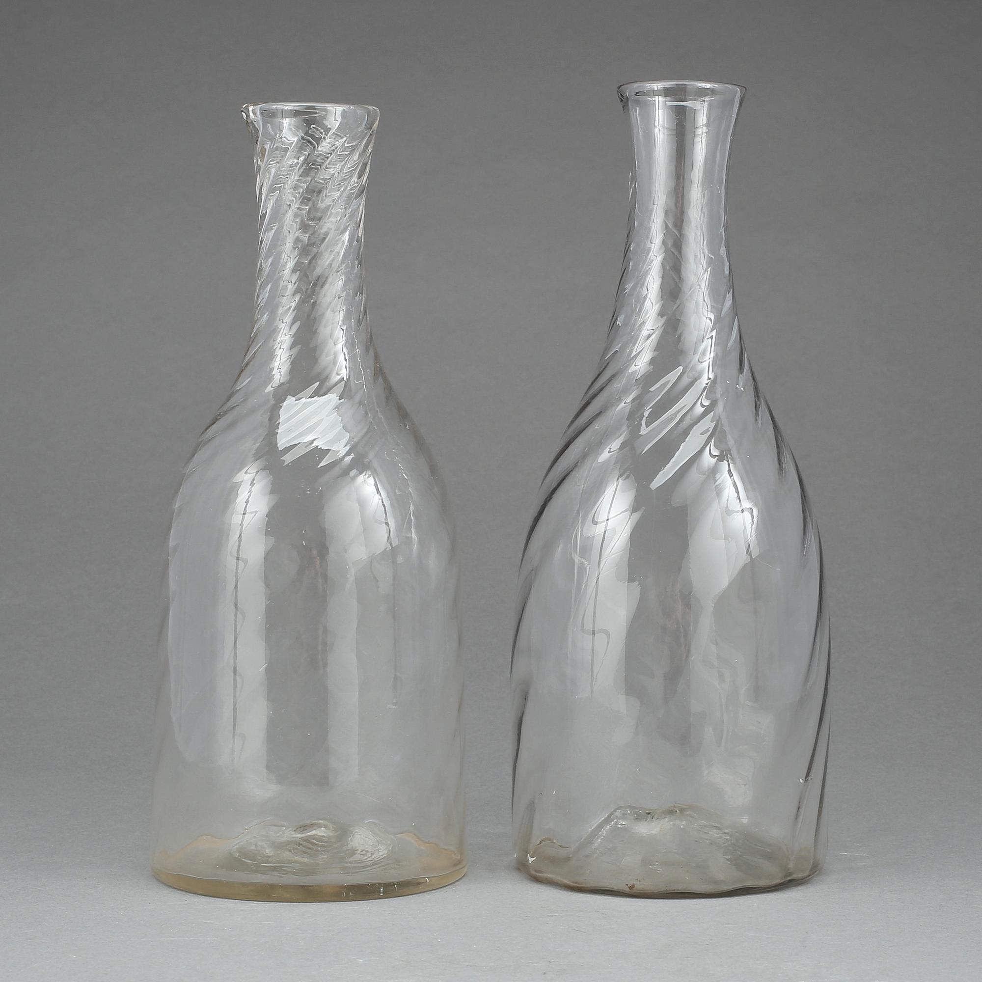FLASKOR, 2 st, glas, 1800-tal.