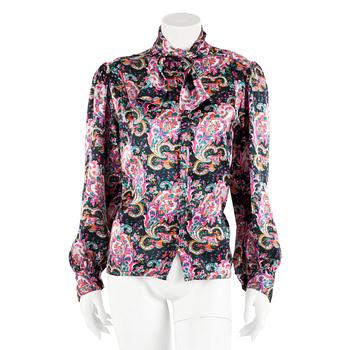 OSCAR DE LA RENTA, a paisly printed blouse. Size US 10.