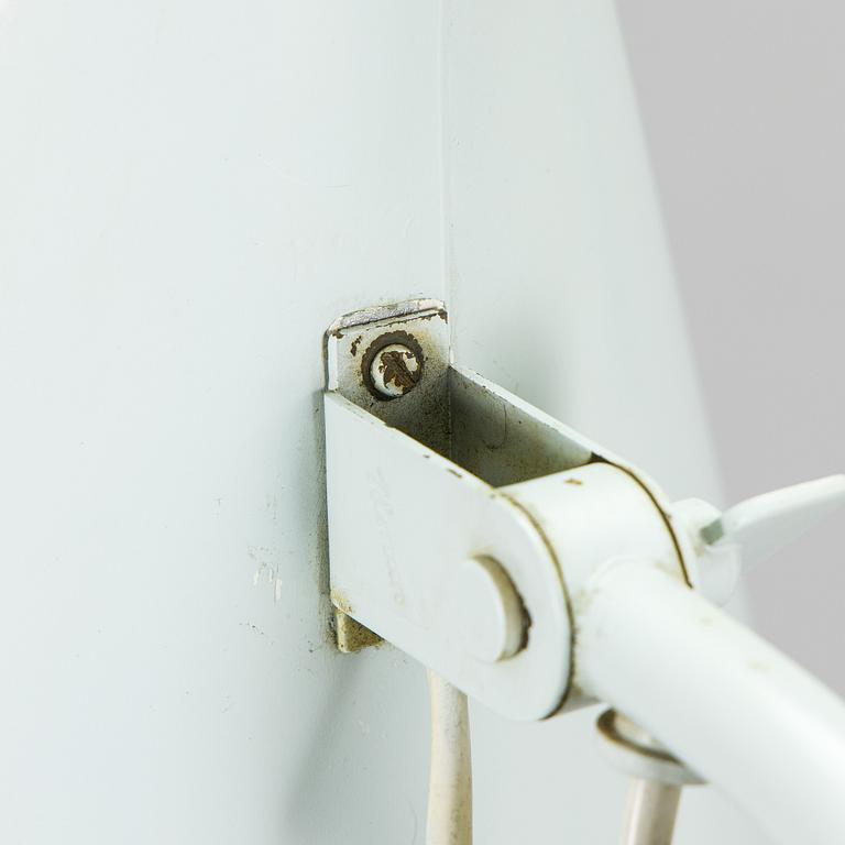 Paavo Tynell, floor lamp, model K10-10, Idman, mid-20th century.
