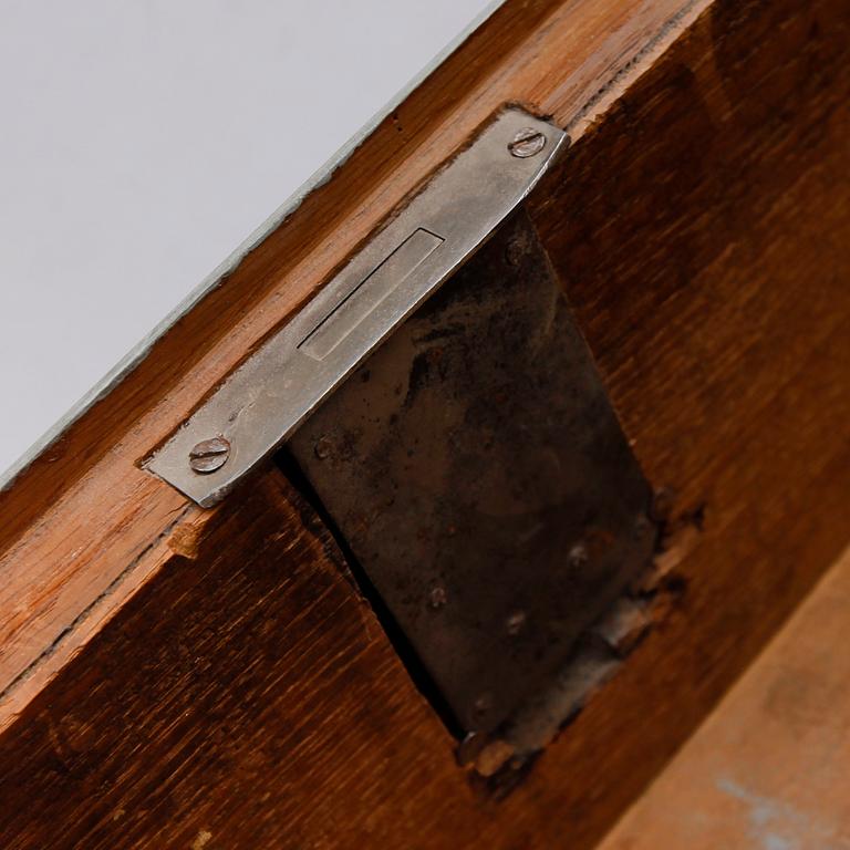 SNEDKLAFFSKÅP, 1800-talets andra hälft.