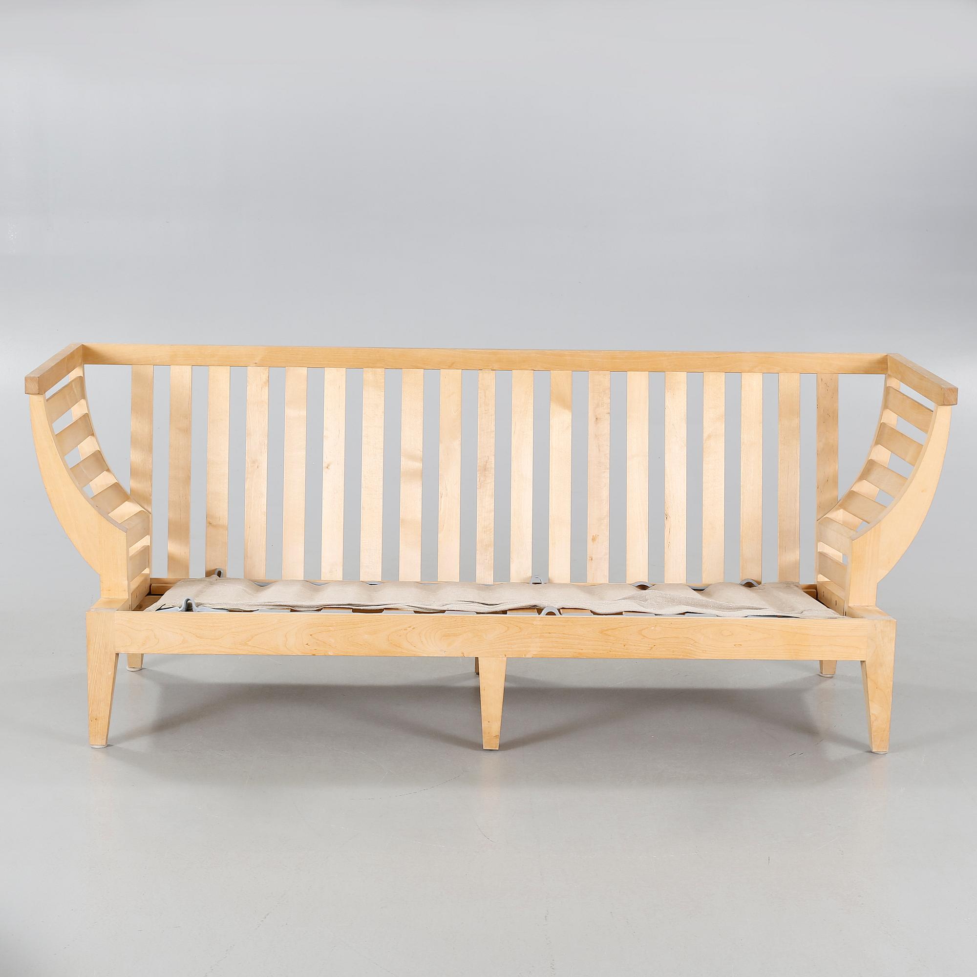 SOFFA, "Träsoffa", Erik Richter, omkring år 2000.