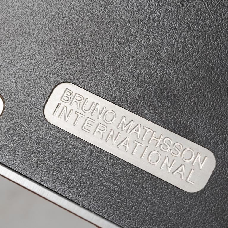 Bruno Mathsson, fåtölj med fotpall och läsplatta, "Jetson", Dux.