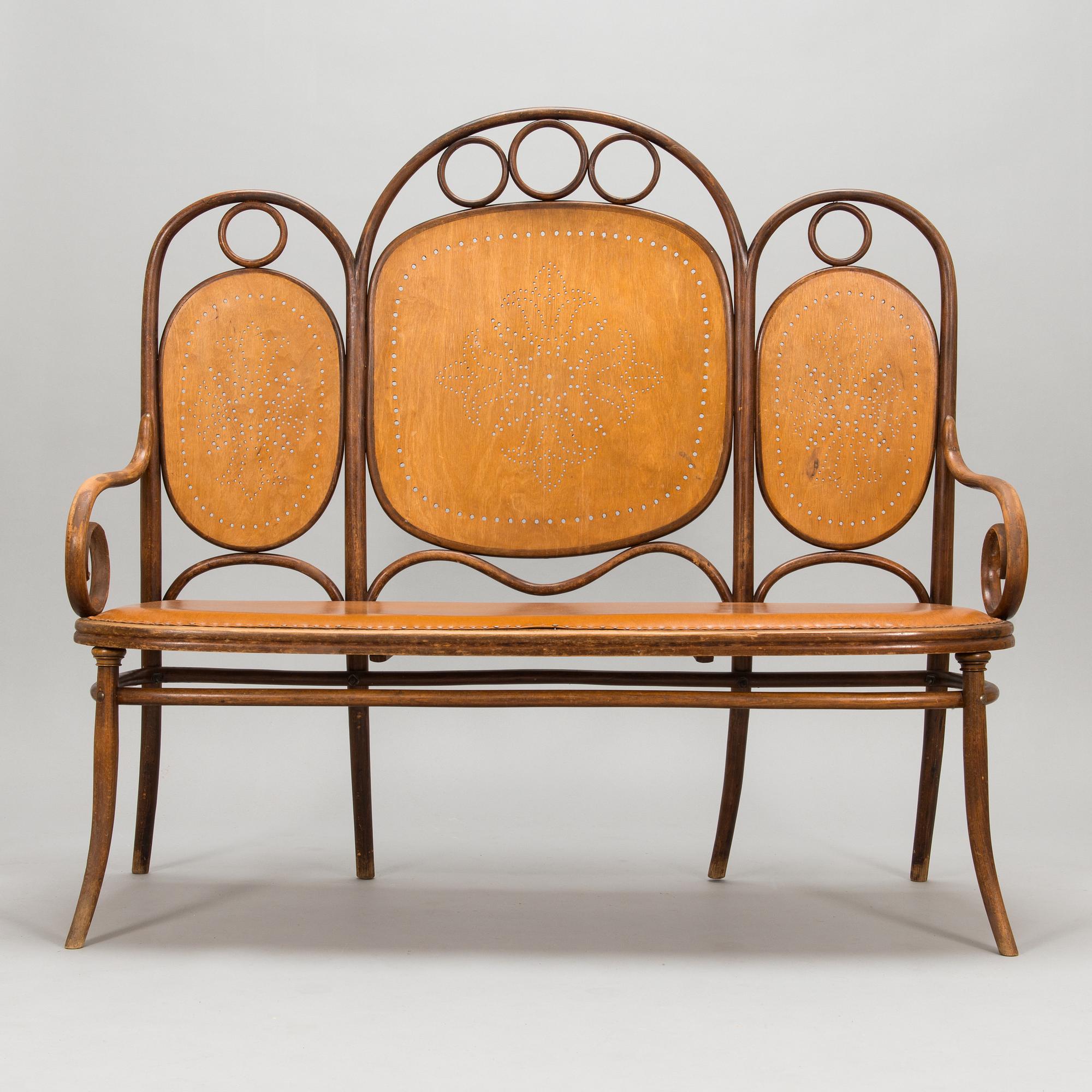 Soffa, Thonet-stil, 1900-talets början.