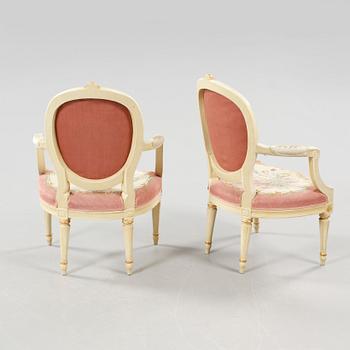 A pair of gustavian arm chairs, second half of the 18th century.