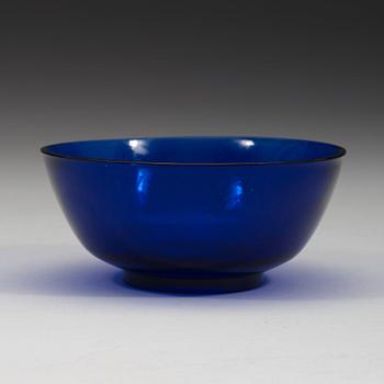 A blue glass Peking glass bowl, Qing dynasty (1644-1912).