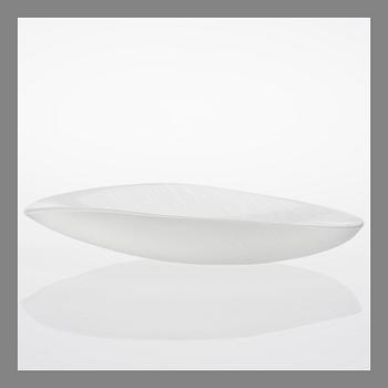 TAPIO WIRKKALA, BOWL. Sulka (Feather). Signed Tapio Wirkkala Iittala. Late 1950s.