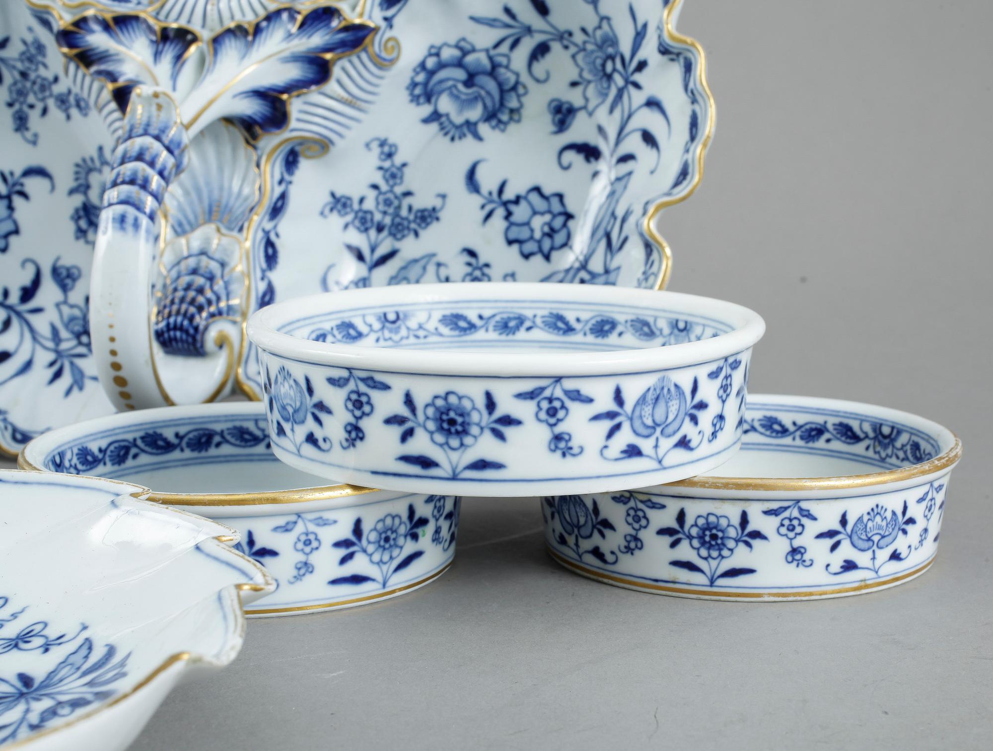 SERVISDELAR, 8 st, porslin, Meissen, 1900-tal.