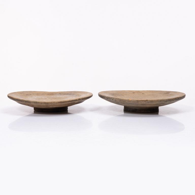 Eight folk art plates and dishes, 19th century.