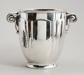 VINKYLARE, nysilver, 1900-talets mitt.