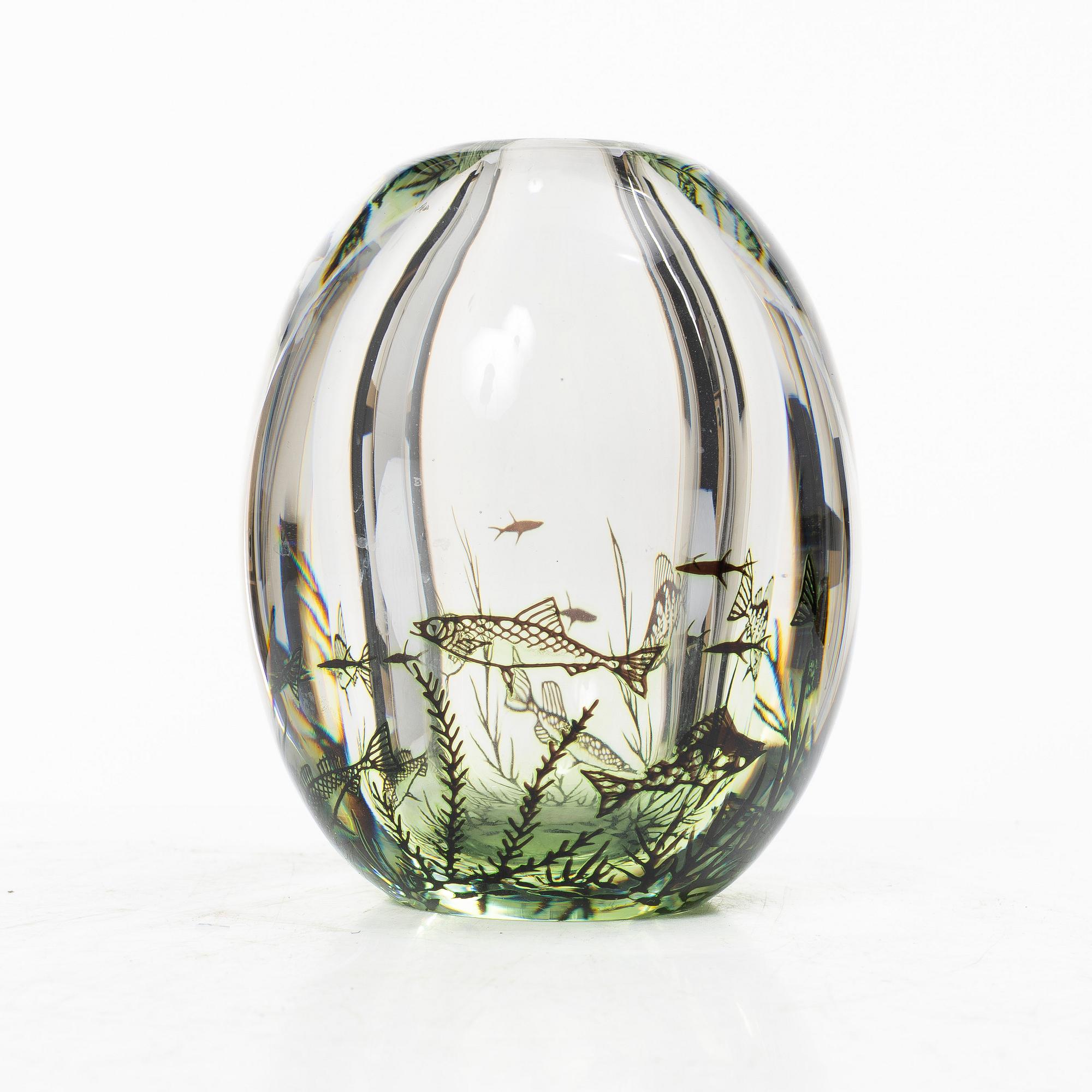Edward Hald, A 'fiskgraal' glass vase, Orrefors, Sweden, 1957.