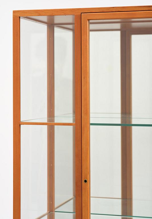 Josef Frank, a display cabinet model B 2077, Firma Svenskt Tenn, ca 2001.