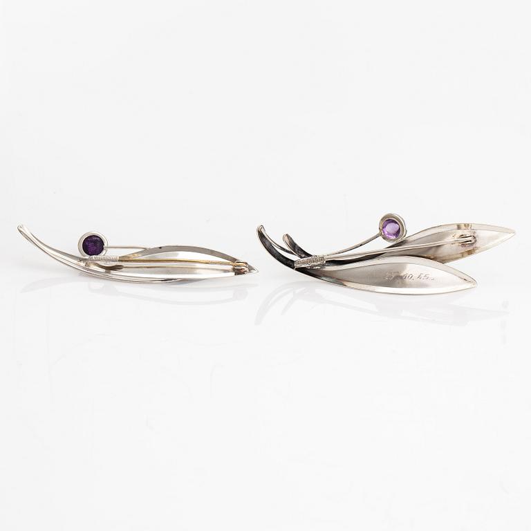 Elis Kauppi, Two silver brooches with amethyst. Kupittaan kulta, Turku 1959 and 1965.