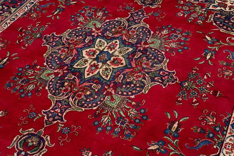 Carpet, Tabriz, approx. 370 x 285 cm.