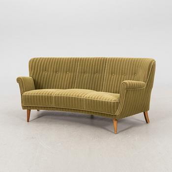 A 1940/50s sofa.
