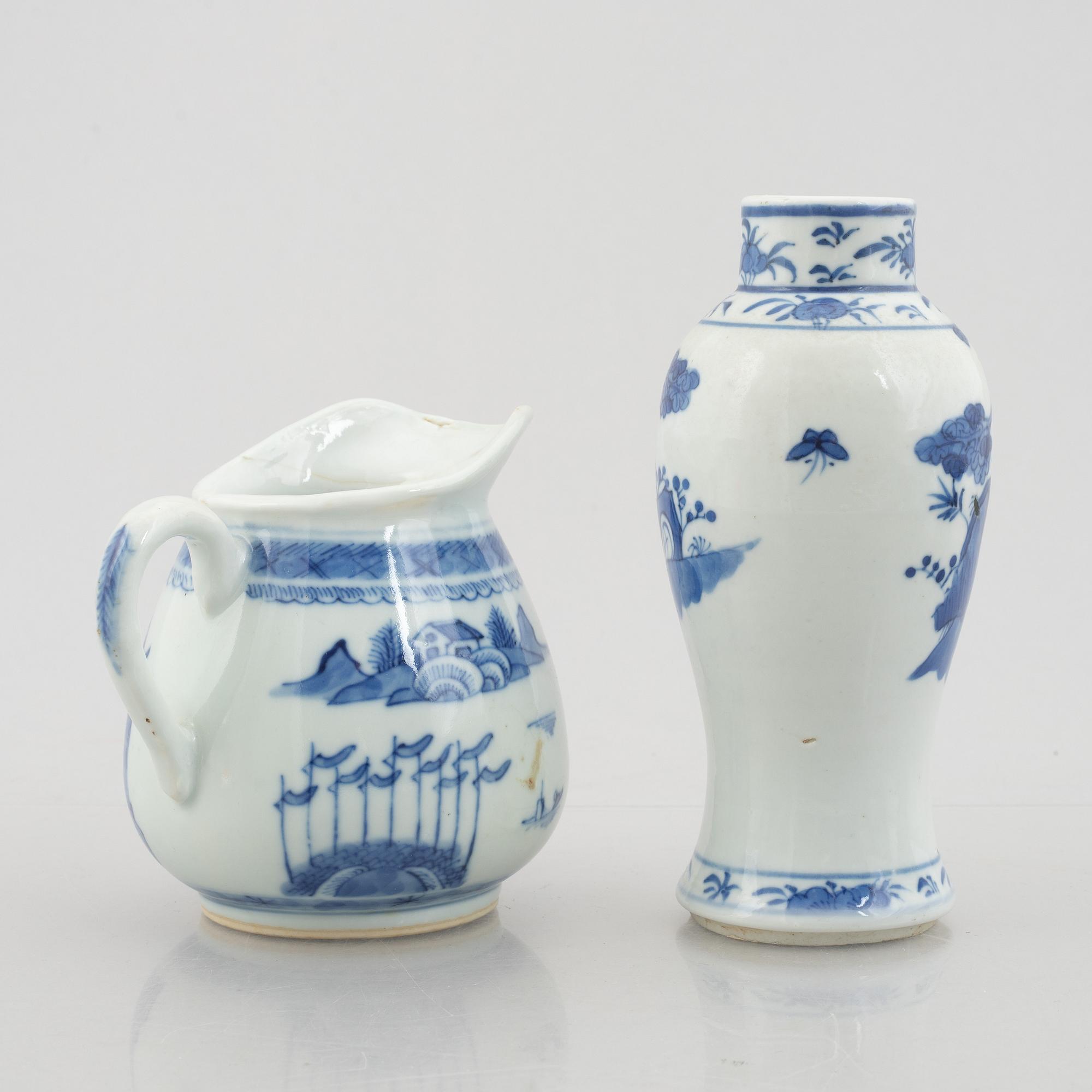 Six pieces of blue and white porcelain, China, Qing dynasty, late 18th-19th century.