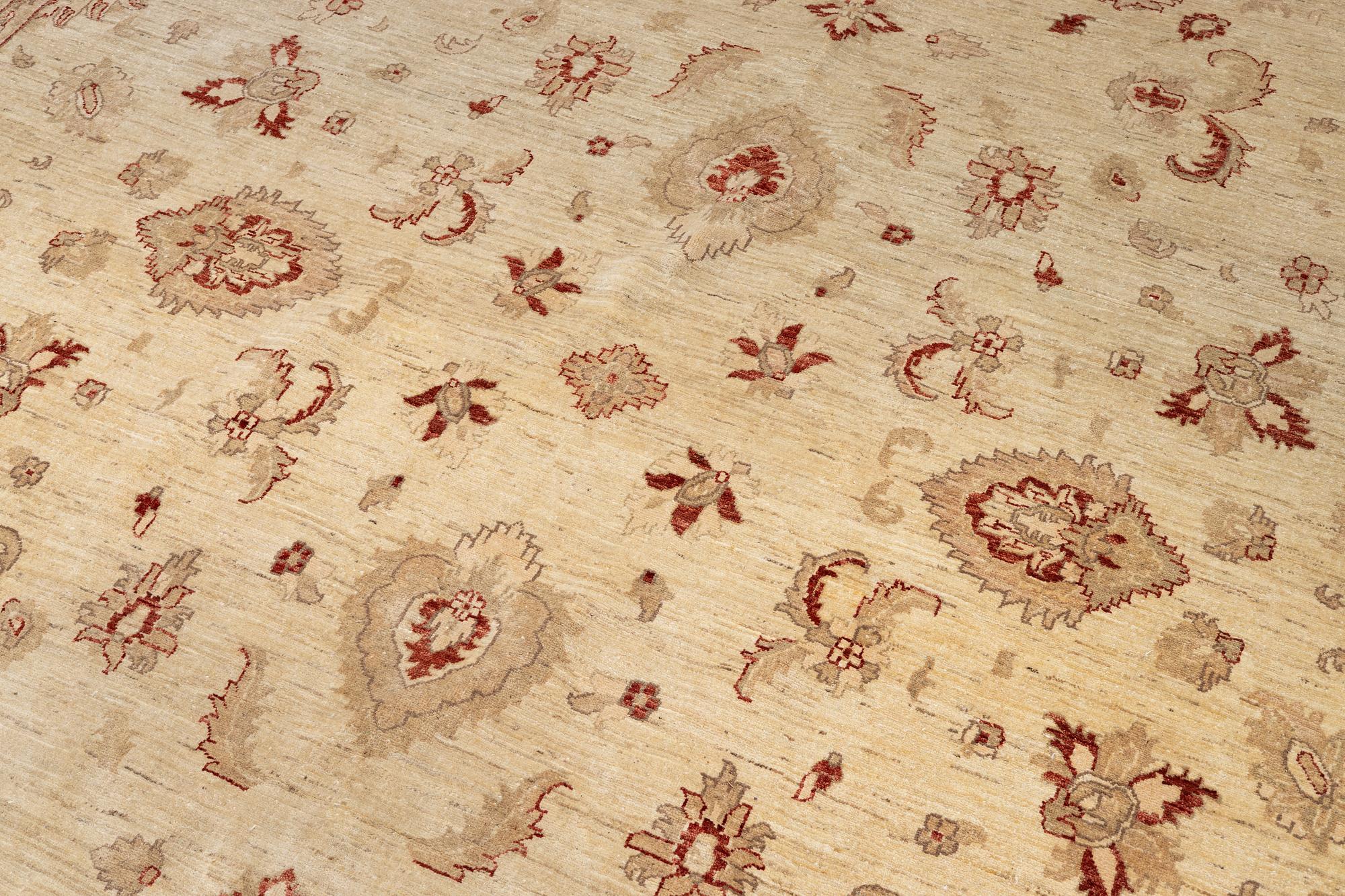 Carpet, Ziegler Design, approx. 450 x 360 cm.