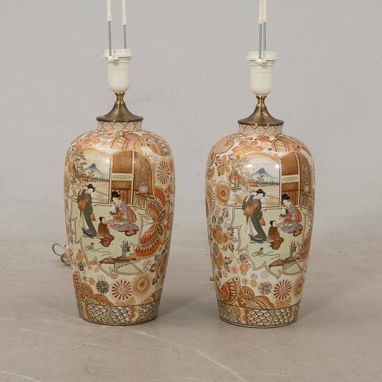 Table lamps a pair Japan 20th century porcelain.