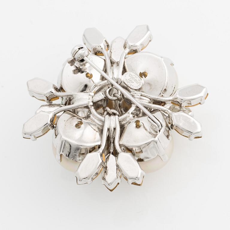 Christian Dior, brooch, 1961, costume jewelry.