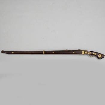 A japanese match lock teppo gun, Edo period.