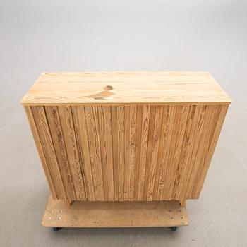 Göran Malmvall, skåp, modell "810", Karl Andersson & Söner, Huskvarna, 1950-tal.