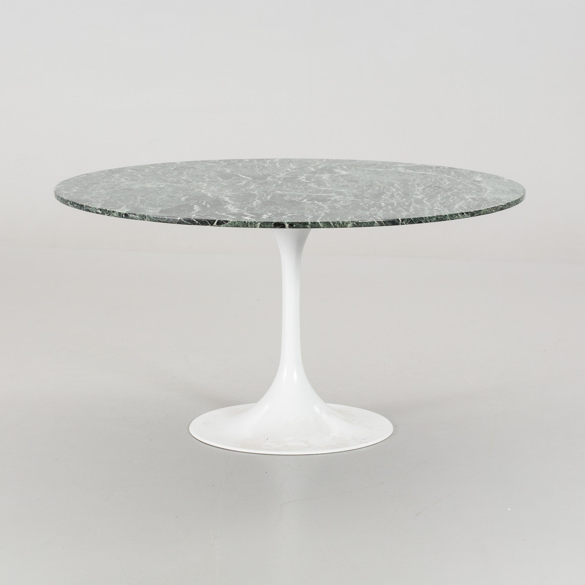 A PASTOE MARBLE TOP DINNER TABLE, 1970/80's.