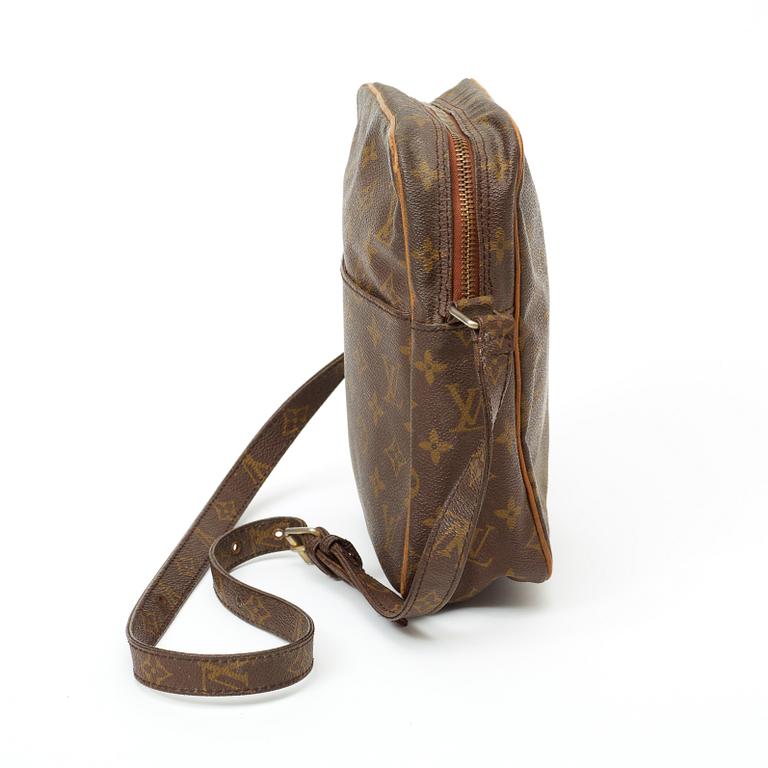 A 1974 monogram canvas handbag by Louis Vuitton,