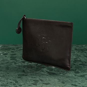 CLUTCH, CHANEL.