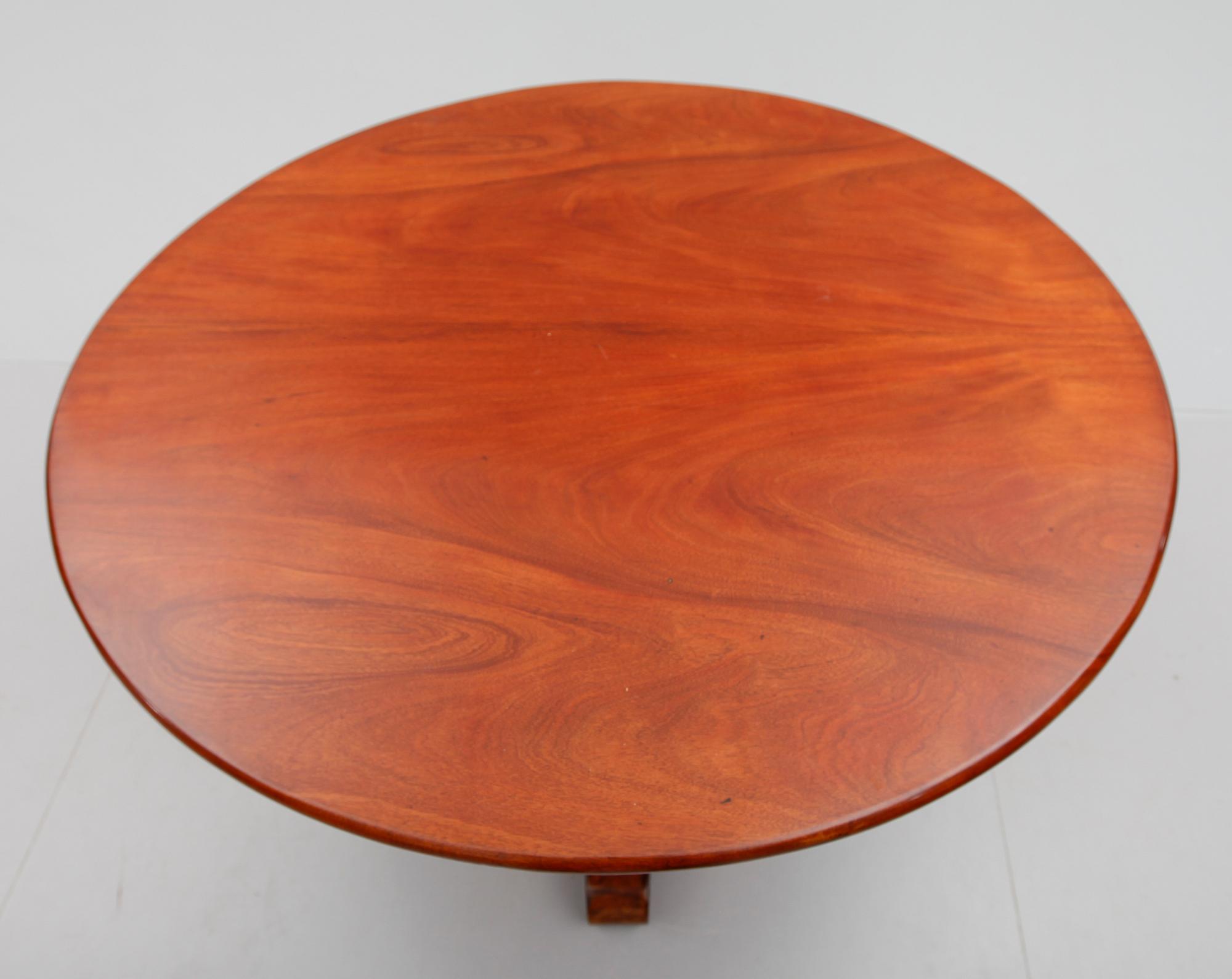 BORD, Karl Johan, 1800-talets mitt.