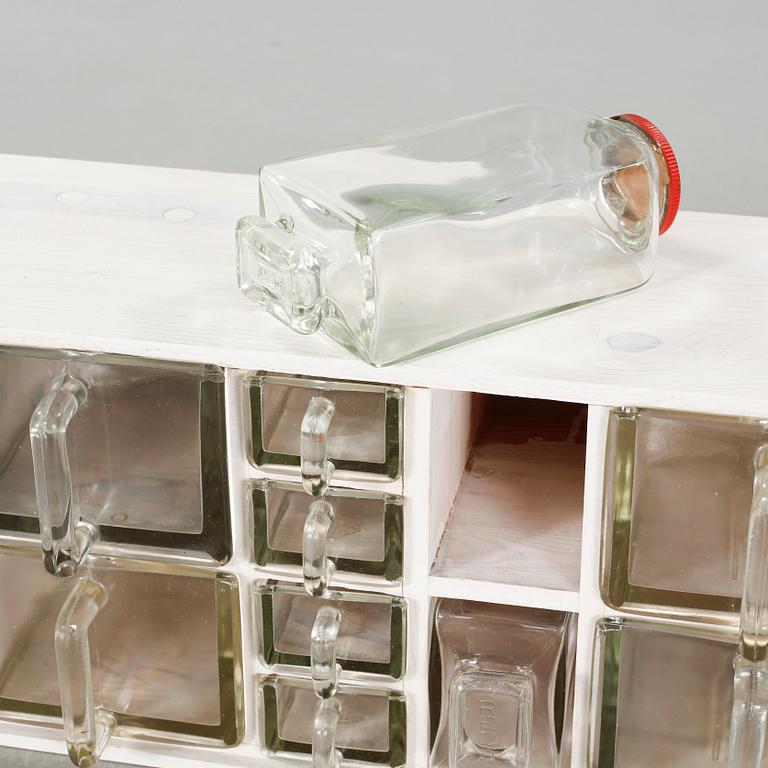 SPECERI- / KRYDDHYLLA, "Reda", Gunnar Fredrikson AB, omkring 1900-talets mitt.