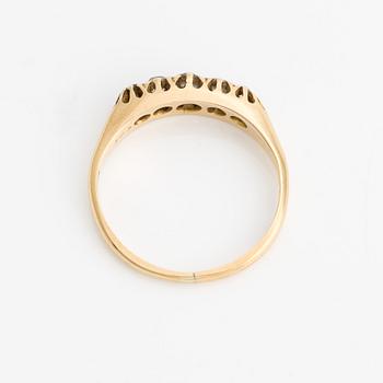 Ring, 18K guld med 5 st gammalslipade diamanter, 1916,