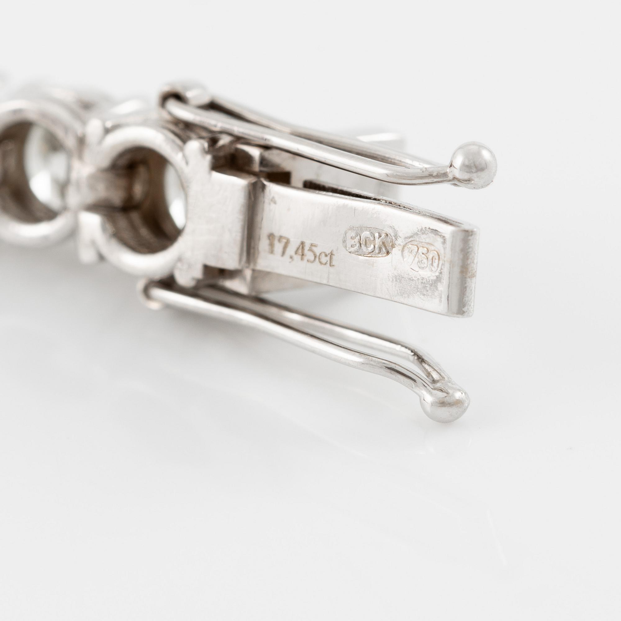 Tennis bracelet, 18K white gold with brilliant-cut diamonds.