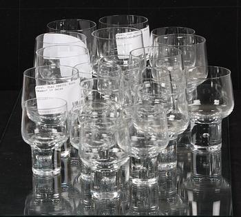 GLASSERVIS, 19 delar. Kosta. "Mambo".