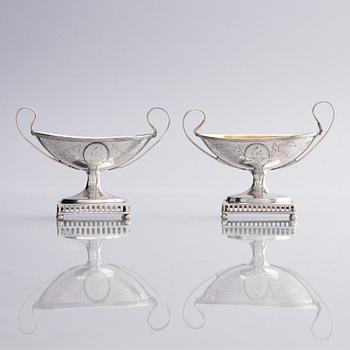 A pair of Swedish early 19th century silver salt-cellars, marks of Pehr Zethelius, Stockholm 1805.