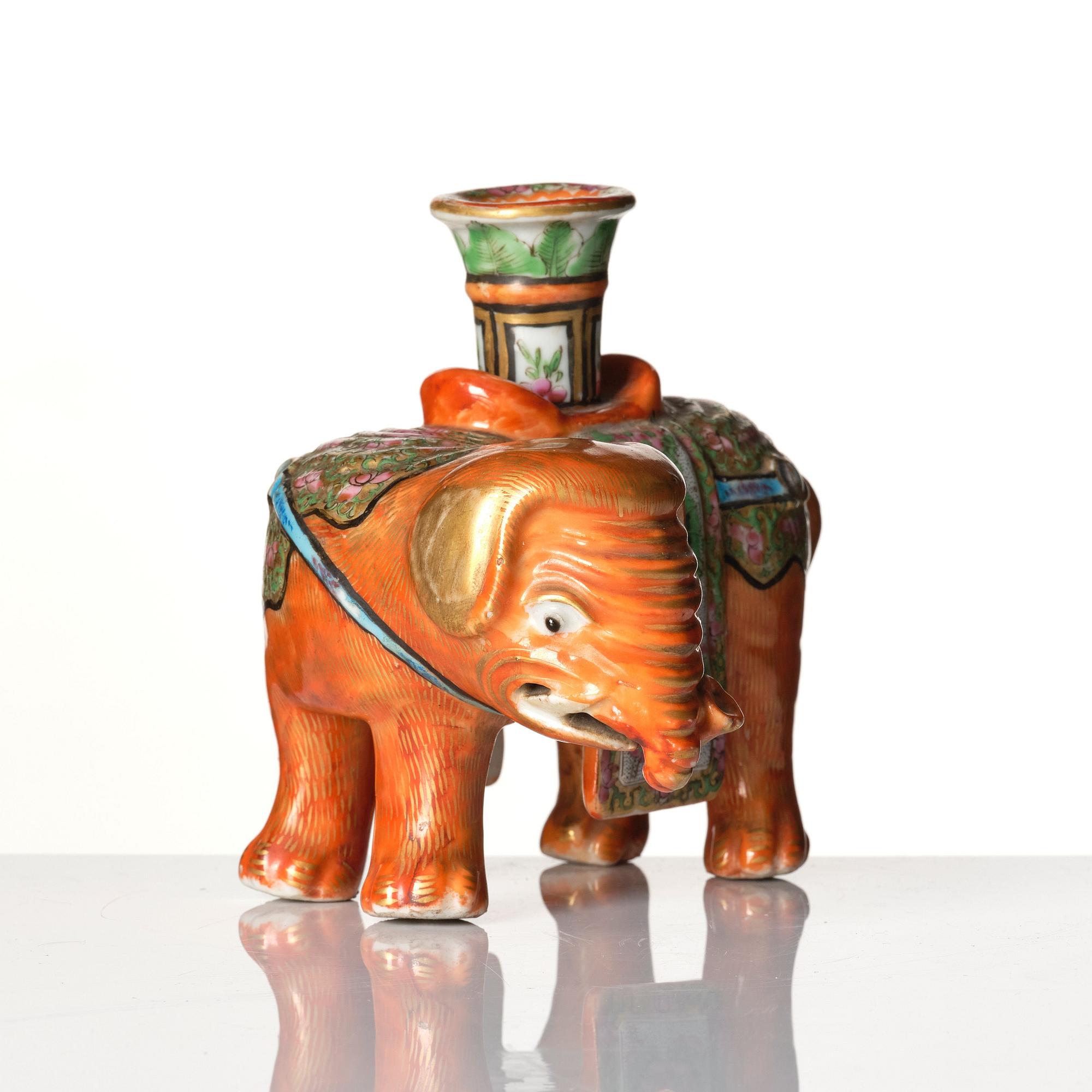 A Chinese Canton candle holder, Qing dynasty, 19th Century.
