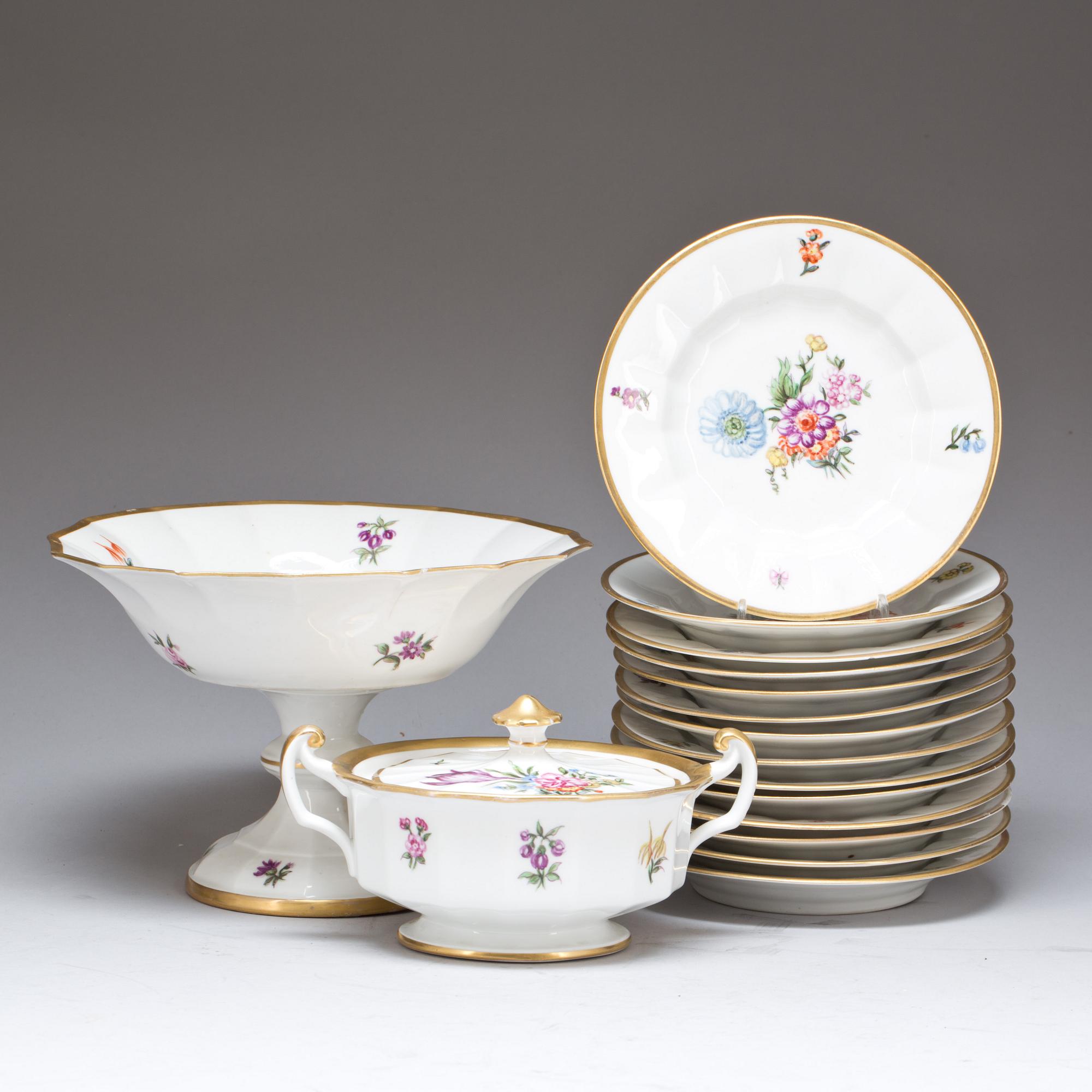 FRUKTSERVIS, 16 delar, porslin, Royal Copenhagen.